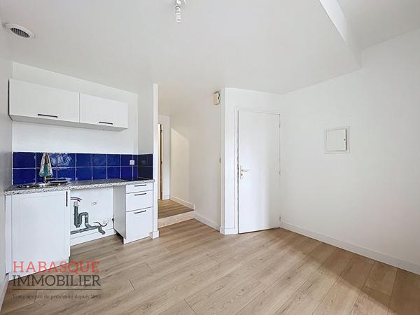 Appartement Lesneven 1 pièce(s) 32.81 m2 , Lesneven