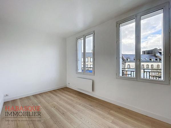 Appartement Lesneven 1 pièce(s) 32.81 m2 , Lesneven