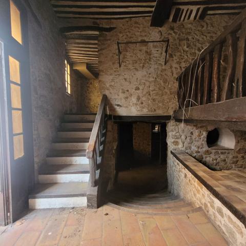 Local commercial Grasse 80.65 m2