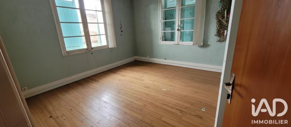Maison à vendre 7 pièces 145 m² Saint-Jean-d'Angély
