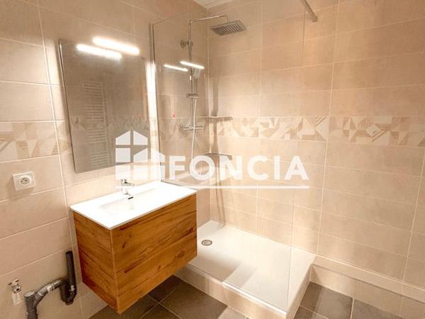 Location Appartement 4 pièces 89.8 m² - RESIDENCE JONGKIND La Cote Saint Andre 38260