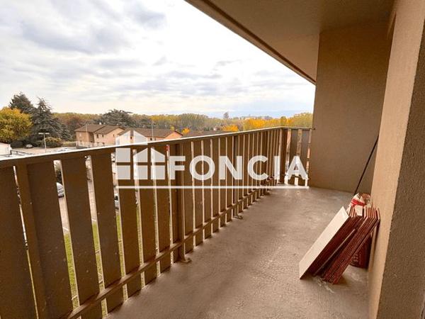 Location Appartement 4 pièces 89.8 m² - RESIDENCE JONGKIND La Cote Saint Andre 38260