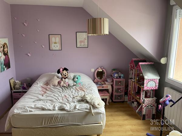 Maison de 230 m², piscine intérieure chauffée 34m² , 4 chambres, garage, terrasse, jardin. Lunéville (54300)