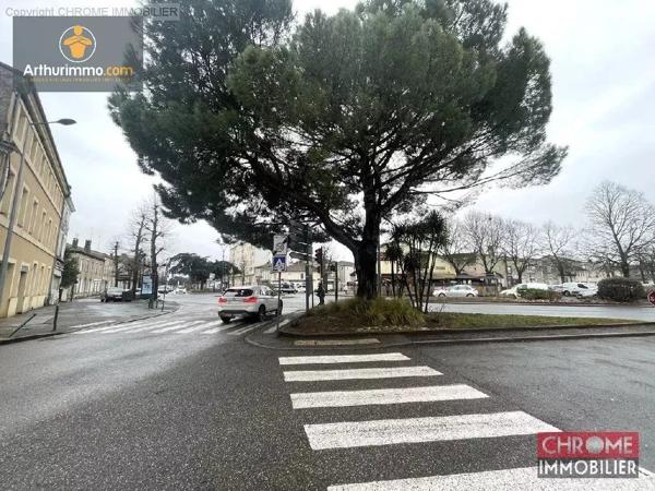 Location Local commercial 3 pièces 320 m2 à Marmande
