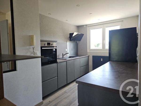 Appartement F3 à vendre  4 pièces - 72 m 2   PERRIGNY  - 39