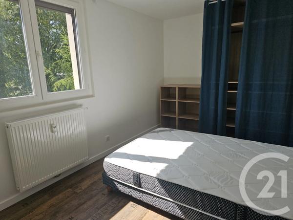 Appartement F3 à vendre  4 pièces - 72 m 2   PERRIGNY  - 39