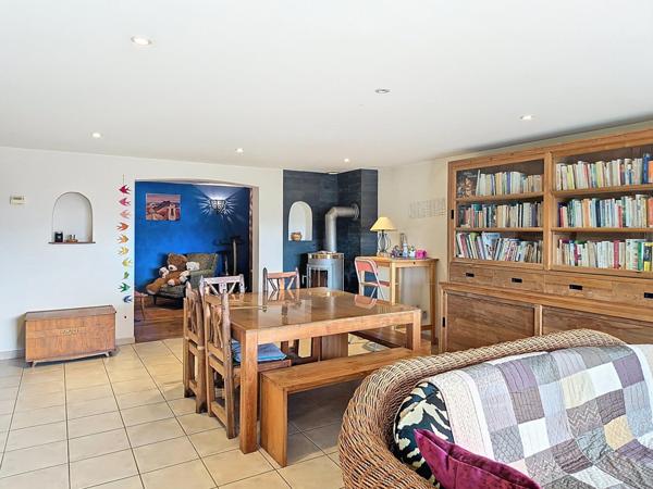 Villa traditionnelle sur les hauteurs de Thurins.