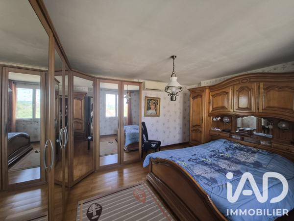 Maison à vendre 7 pièces 270 m² Véron