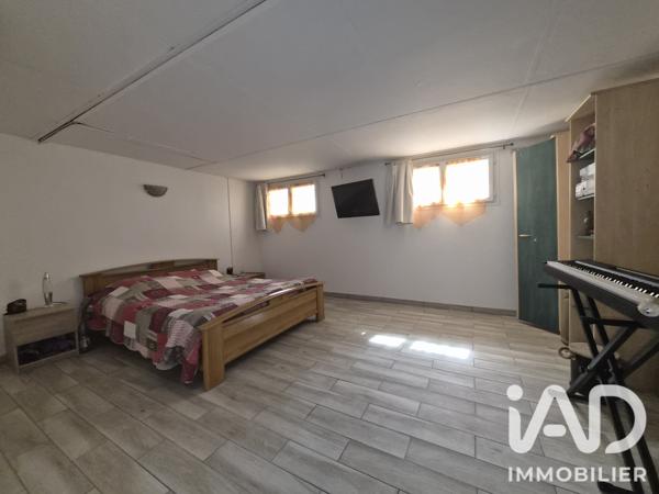 Maison à vendre 7 pièces 270 m² Véron