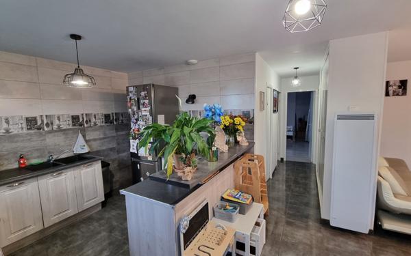 Maison à vendre    3 pièces •  Genouillac