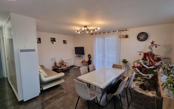 Maison à vendre    3 pièces •  Genouillac