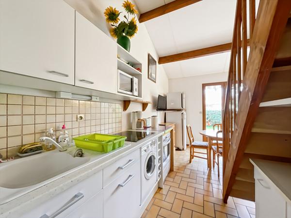 Pavillon T2 mezzanine dans résidence avec piscine chauffée