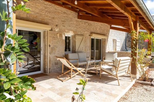 Maison à vendre |  La Croix-Blanche |  7 pièces | 252 m²