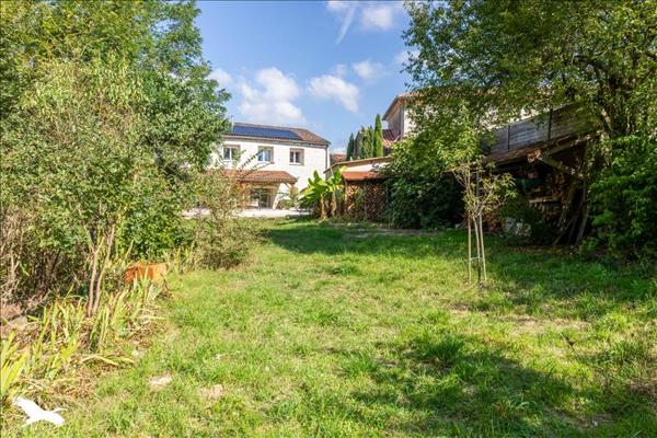 Maison à vendre |  La Croix-Blanche |  7 pièces | 252 m²