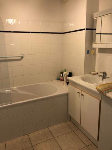 Location appartement Saint Nazaire : 570 € - AJP Immobilier Saint-Marc-sur-Mer