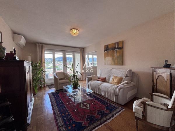 T5 de 99 m² avec balcon, cave et parking  Clermont-Ferrand centre