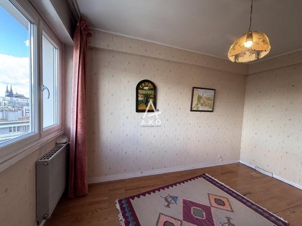 T5 de 99 m² avec balcon, cave et parking  Clermont-Ferrand centre
