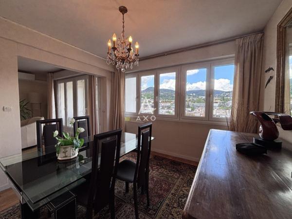 T5 de 99 m² avec balcon, cave et parking  Clermont-Ferrand centre