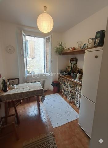 Maison de village de 230 m²