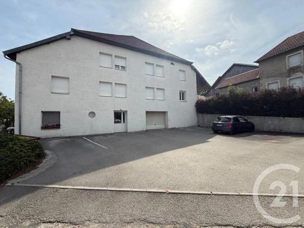 Immeuble à vendre  537 m 2   BOUCLANS  - 25