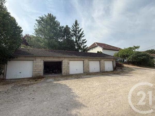 Immeuble à vendre  537 m 2   BOUCLANS  - 25