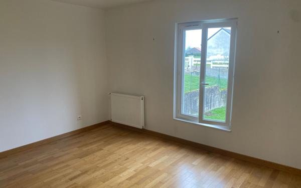 Maison à louer    3 pièces •  Parigny-les-Vaux