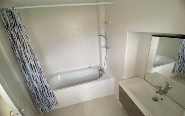 Maison à louer    3 pièces •  Parigny-les-Vaux