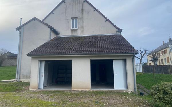 Maison à louer    3 pièces •  Parigny-les-Vaux