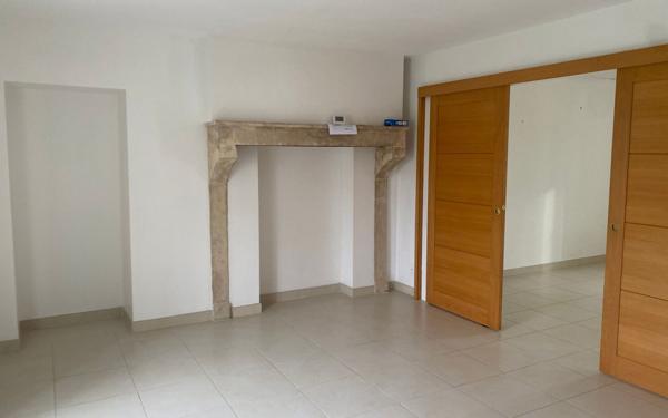 Maison à louer    3 pièces •  Parigny-les-Vaux