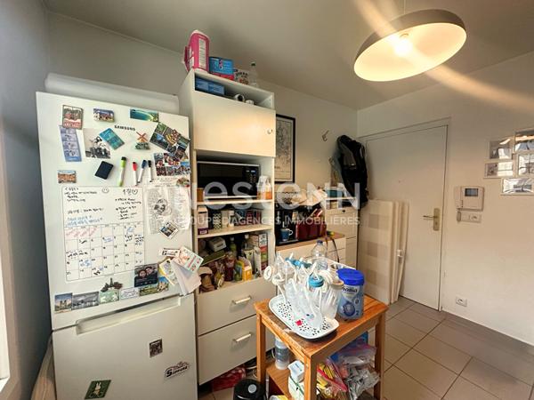 Appartement 2P 47 m2 immeuble récent Ecole vétérinaire avec parking