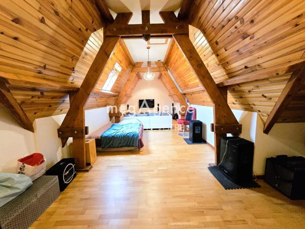 Maison à Houdan, 78550 - 8 pièces 210m²