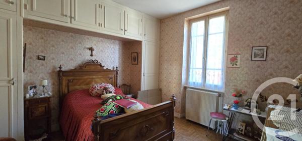 Maison à vendre  4 pièces - 71 m 2   LE CREUSOT  - 71