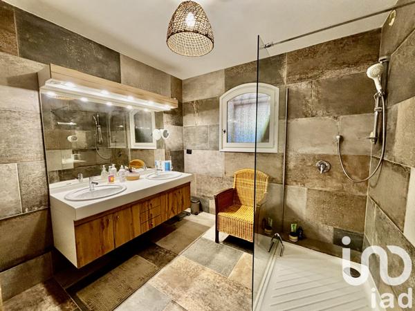 Maison à vendre 8 pièces 212 m² Bormes-les-Mimosas