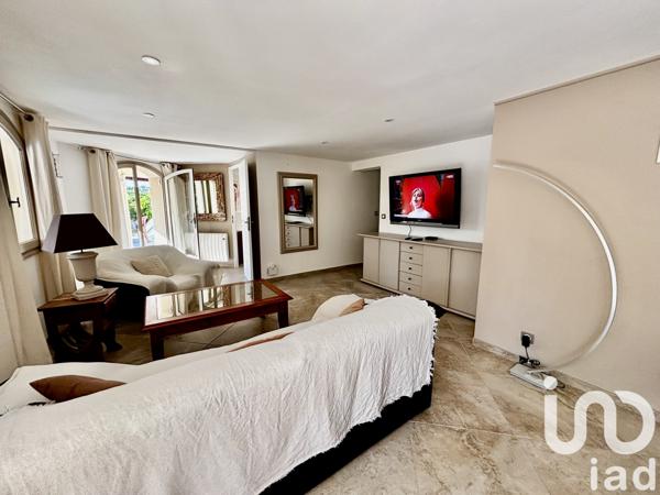 Maison à vendre 8 pièces 212 m² Bormes-les-Mimosas