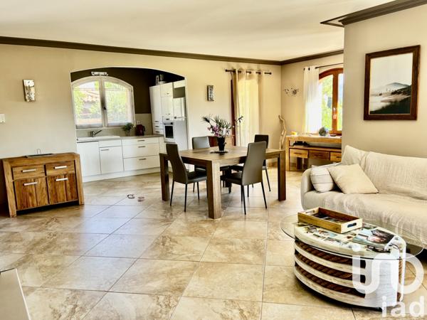 Maison à vendre 8 pièces 212 m² Bormes-les-Mimosas