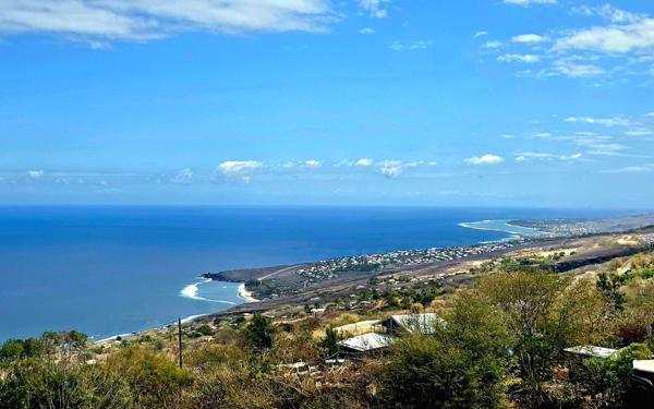 Maison à vendre    4 pièces • 110 m2 Saint-Leu