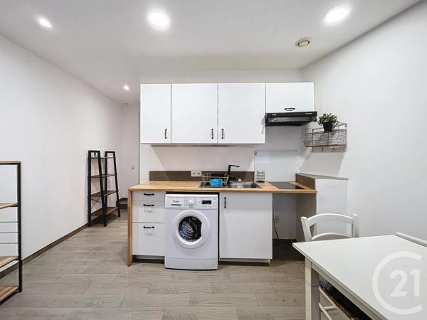 Appartement F2 à vendre  2 pièces - 33 m 2   BEAUCOURT  - 90