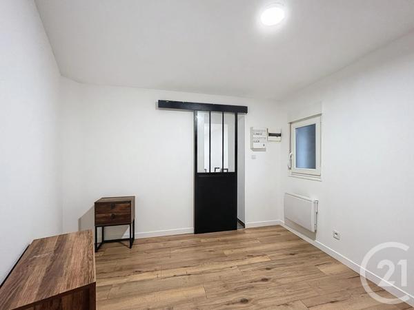 Appartement F2 à vendre  2 pièces - 33 m 2   BEAUCOURT  - 90