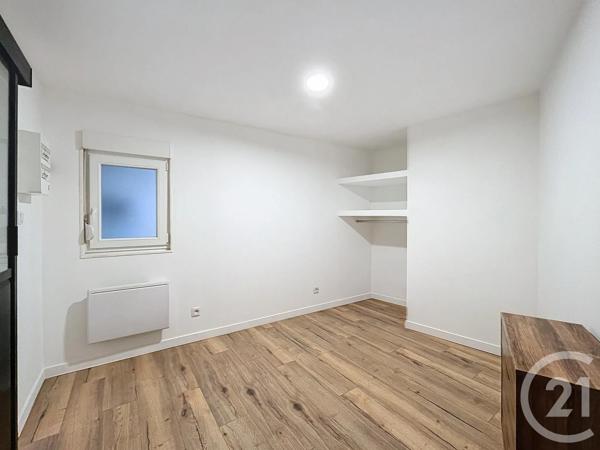 Appartement F2 à vendre  2 pièces - 33 m 2   BEAUCOURT  - 90