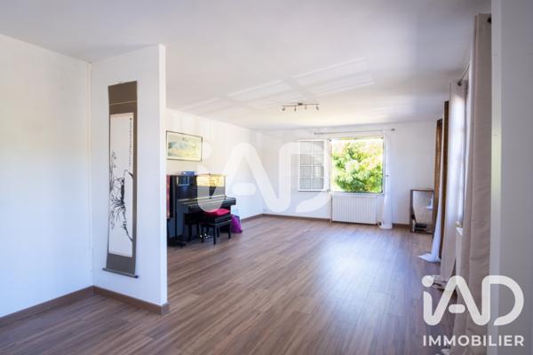 Maison à vendre 8 pièces 159 m² Moret-Loing-et-Orvanne