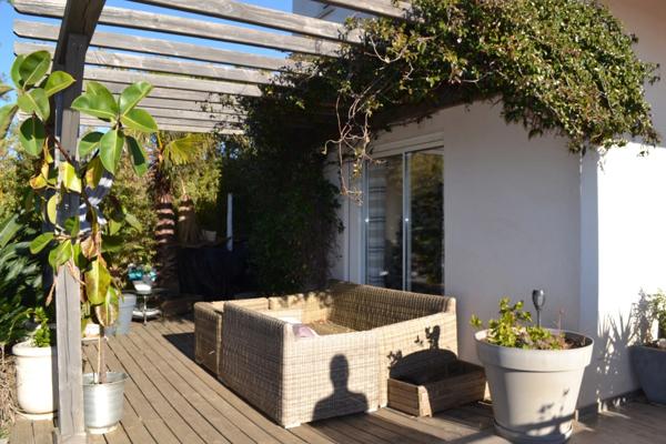 Rare et atypique...Villa sur le toit offrant une vue panoramique sur le Golfe de St Tropez