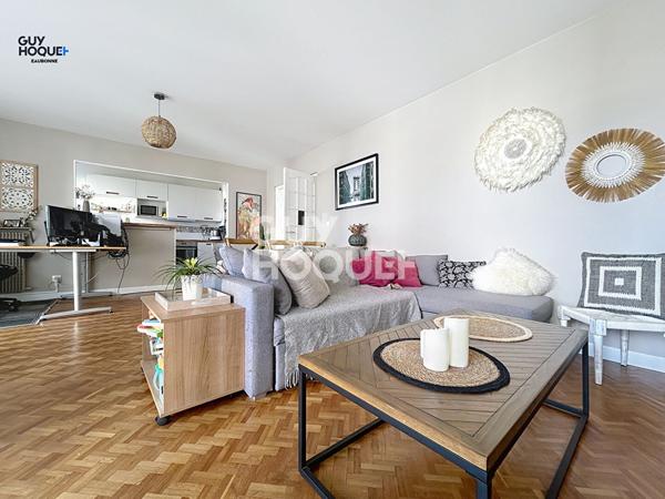 EAUBONNE 7 min Gare: Quartier Cerisaie- Jean Macé :Appartement 4 pièces 2 chambres 75m² - terrasse 13m² avec cave et Parking