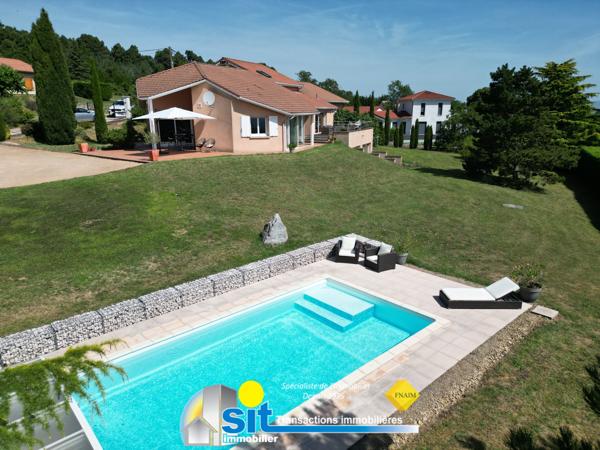 Maison contemporaine 209 m² avec piscine – Vue panoramique sur les Alpes