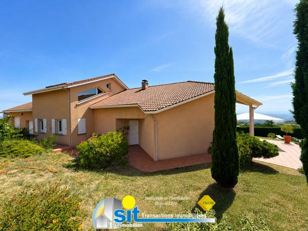 Maison contemporaine 209 m² avec piscine – Vue panoramique sur les Alpes