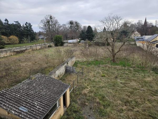 Vente                                                      Terrain
                        
                                         1439 m2                     à Caen