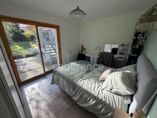 EXCLUSIVITÉ - A 5 minutes de Carhaix-Plouguer - PRESTATIONS HAUT DE GAMME - Magnifique Maison à vendre 7 pièces (22) DPE C