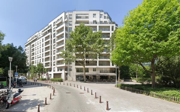 ISSY LES MOULINEAUX - QUARTIER VAL DE SEINE - Studio avec balcon