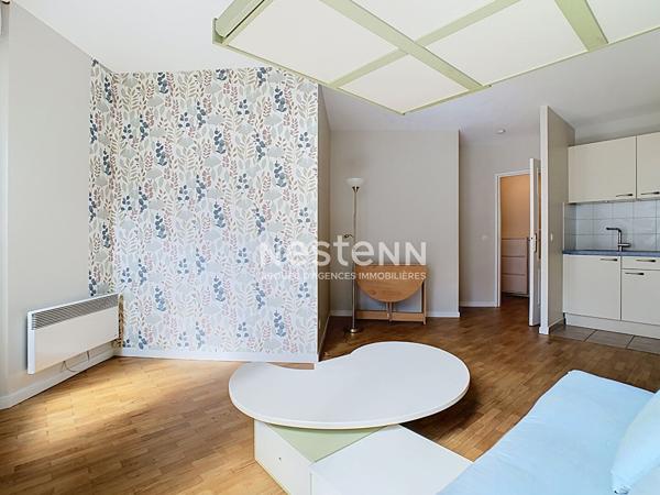 ISSY LES MOULINEAUX - QUARTIER VAL DE SEINE - Studio avec balcon