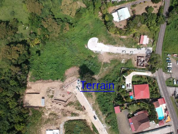 Terrain à vendre de 455 m², surface de plancher 95 m², à Rivière-Salée, quartier Laugier.