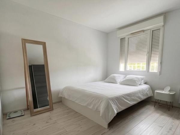 Appartement à louer 685 € CC BRUGES 2 p 58 m² DPE C